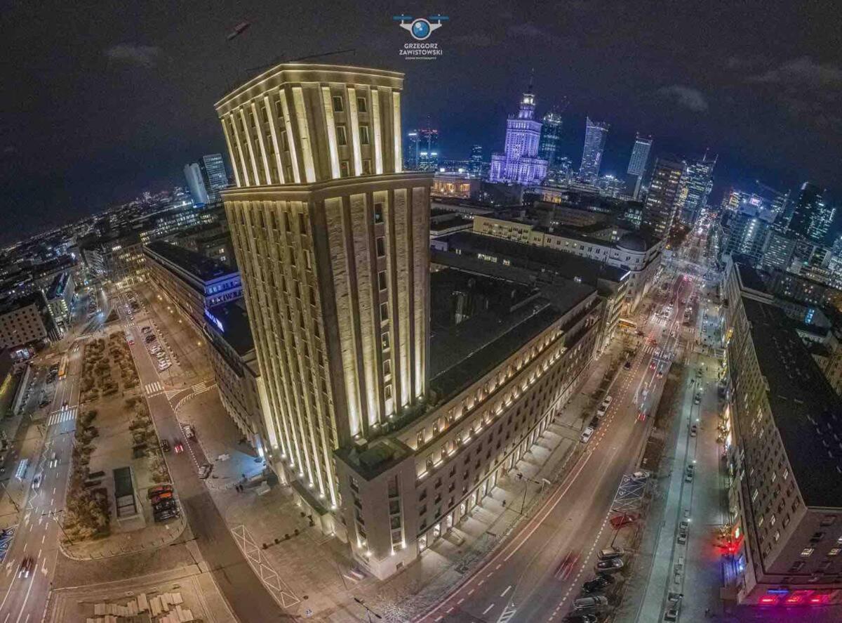 Sun Clima/Ac Metro X2 Fast Wifi 500 Mbs 70'Tv Netflix Appletv Hbo Apartment Warsaw Exterior photo